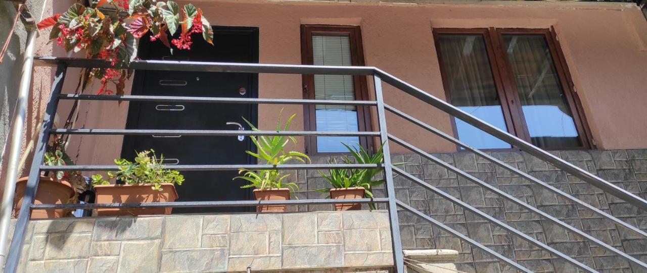 트빌리시 Family Apartament 아파트 외부 사진